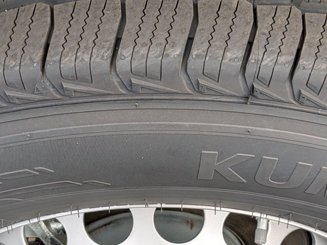 Vehicle image 11 of 38