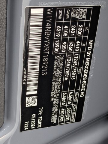 Vehicle image 37 of 38