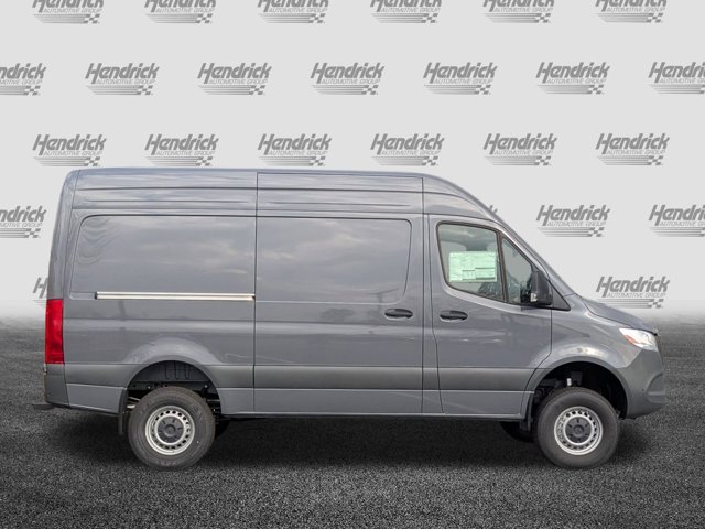 Vehicle image 5 of 38