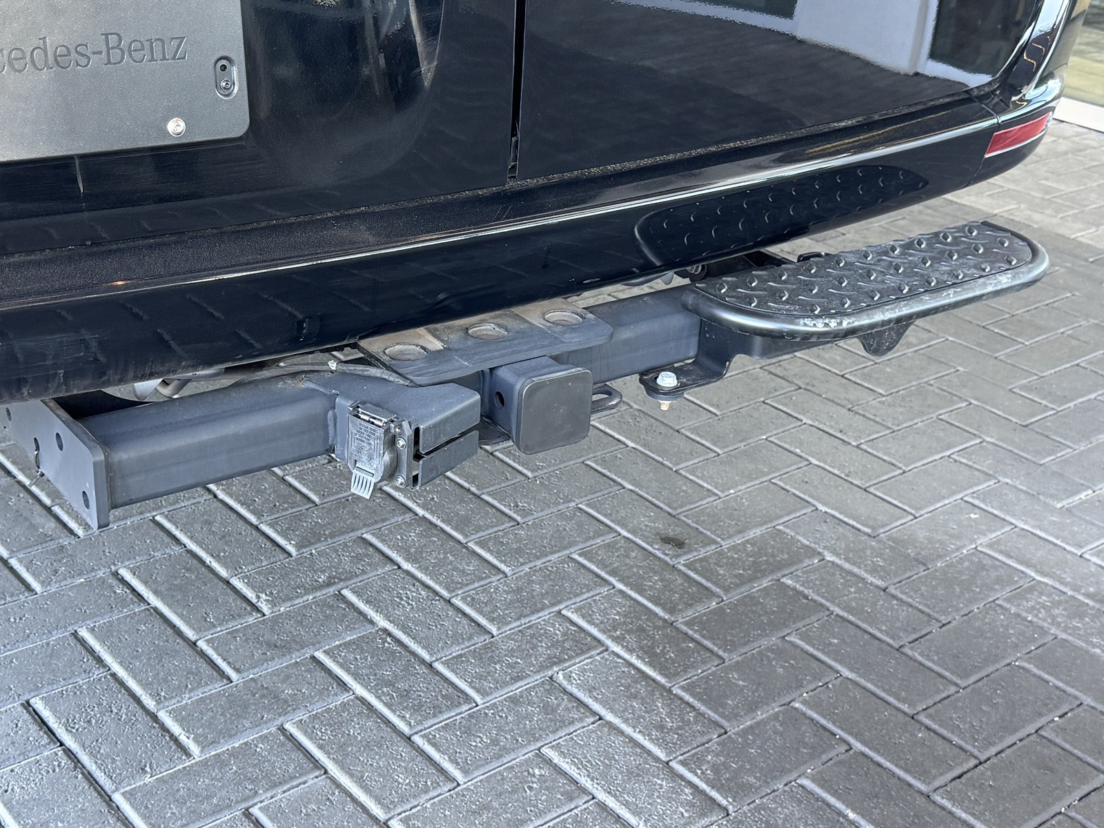 Vehicle image 22 of 34