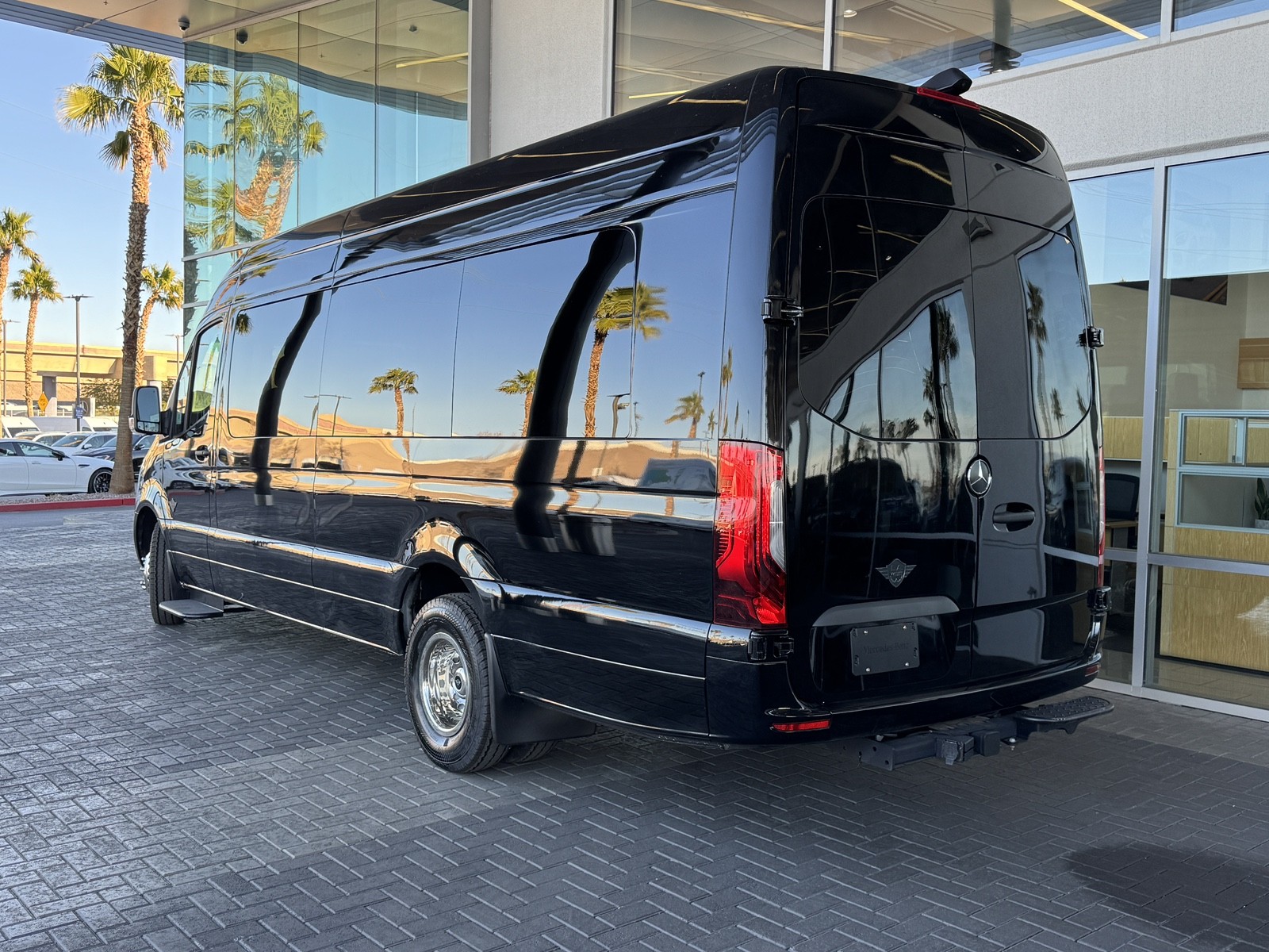 Vehicle image 6 of 34