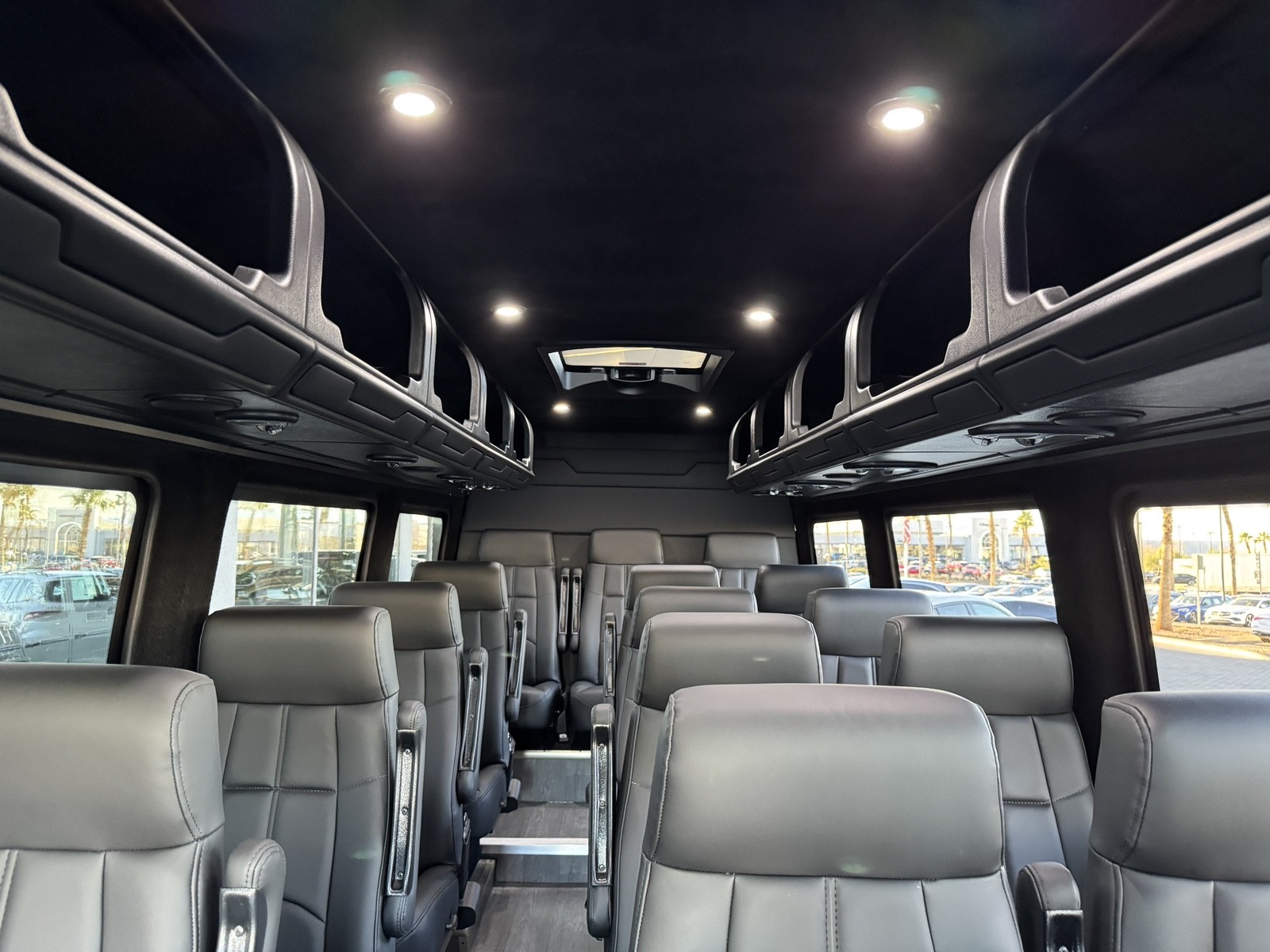 Vehicle image 15 of 34