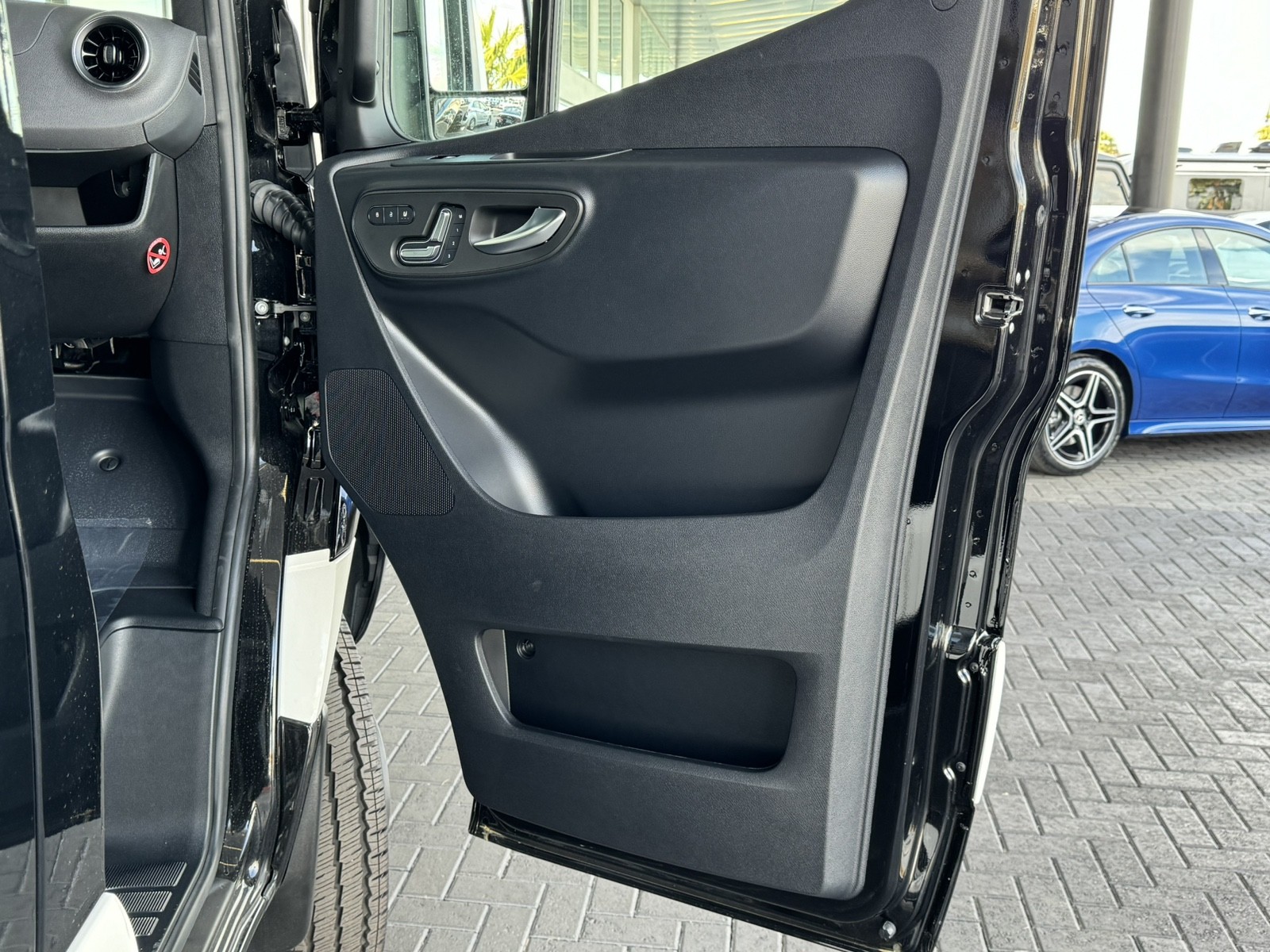 Vehicle image 27 of 27