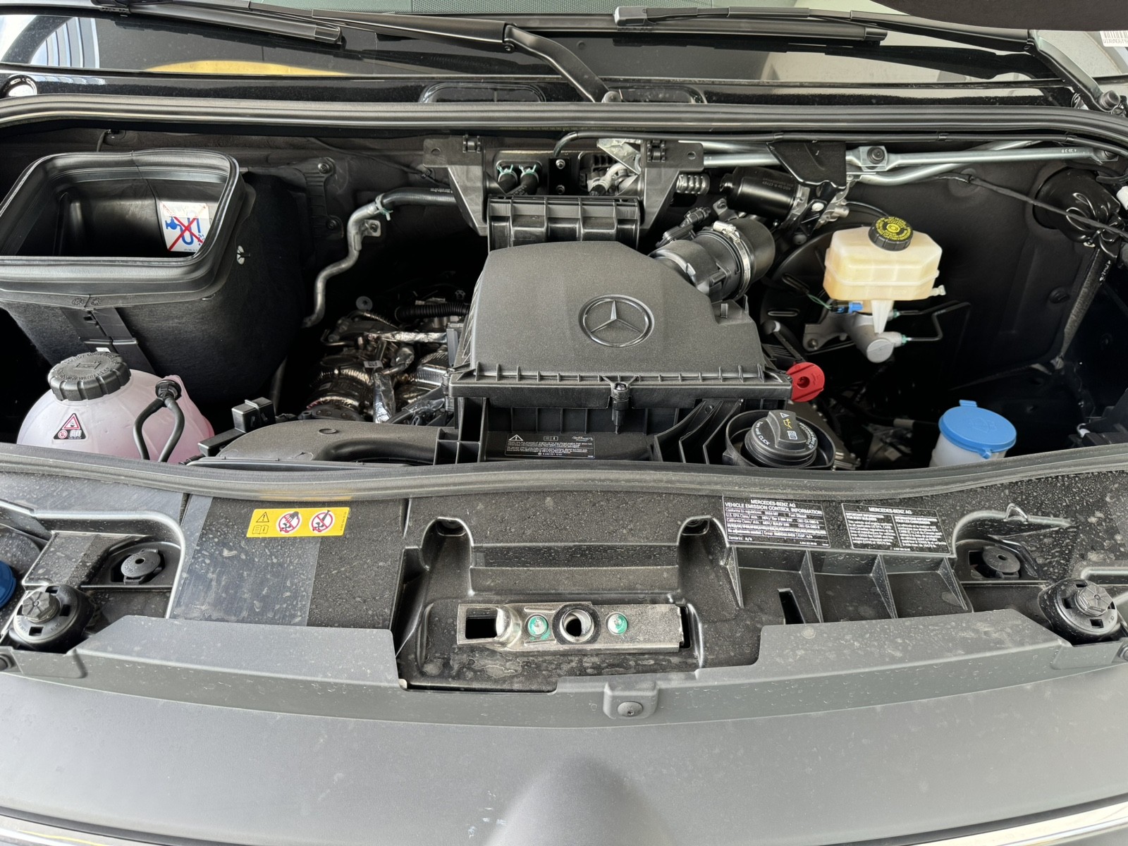 Vehicle image 19 of 27