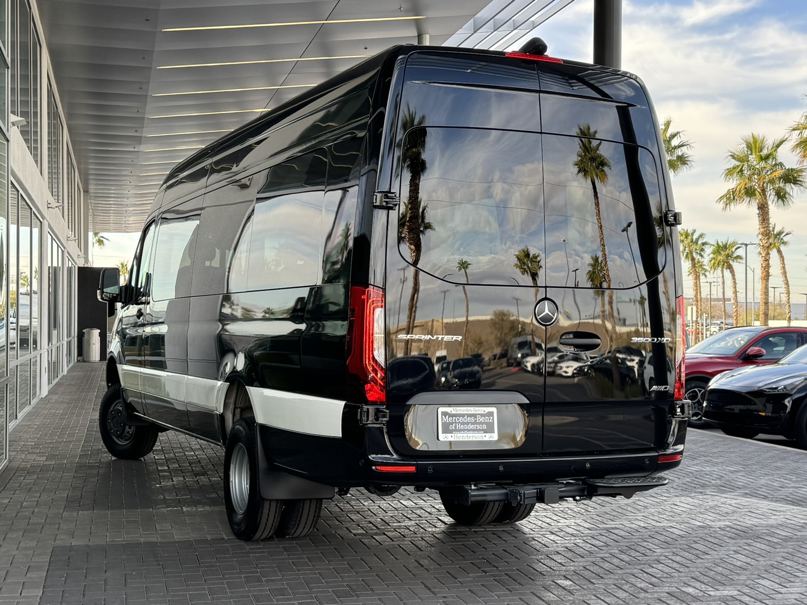 Vehicle image 6 of 27