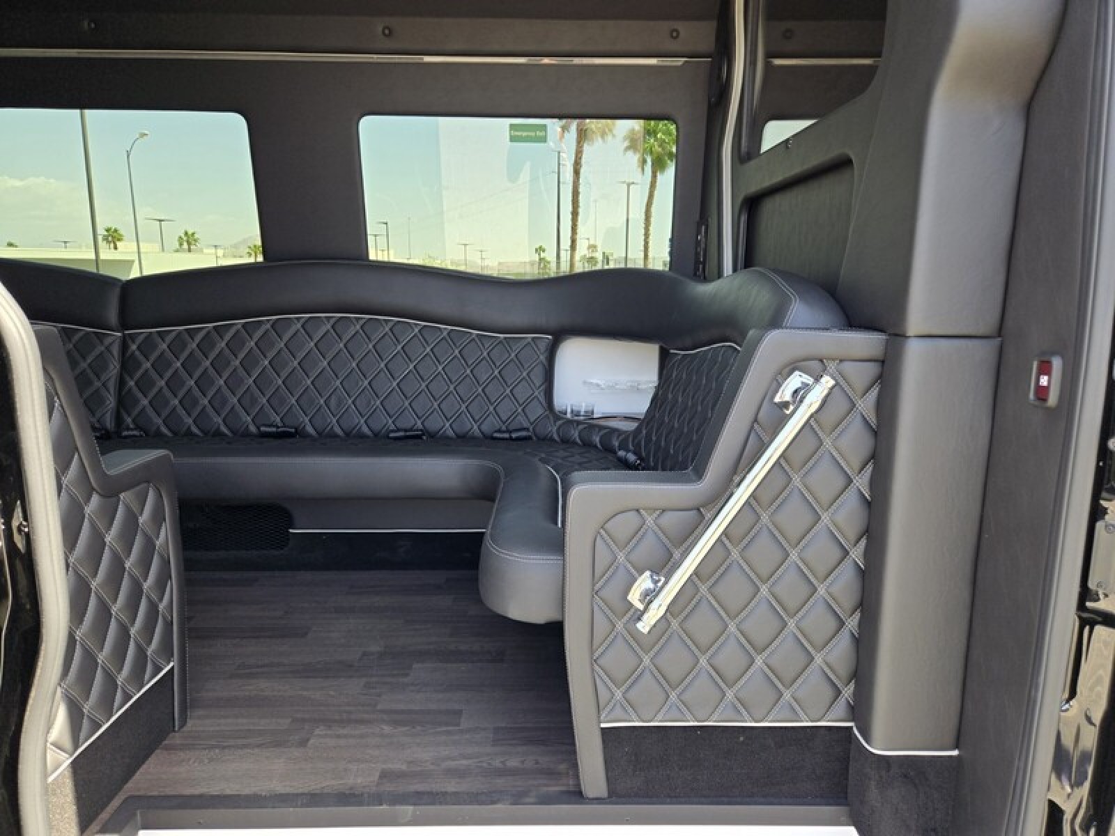 Vehicle image 15 of 37