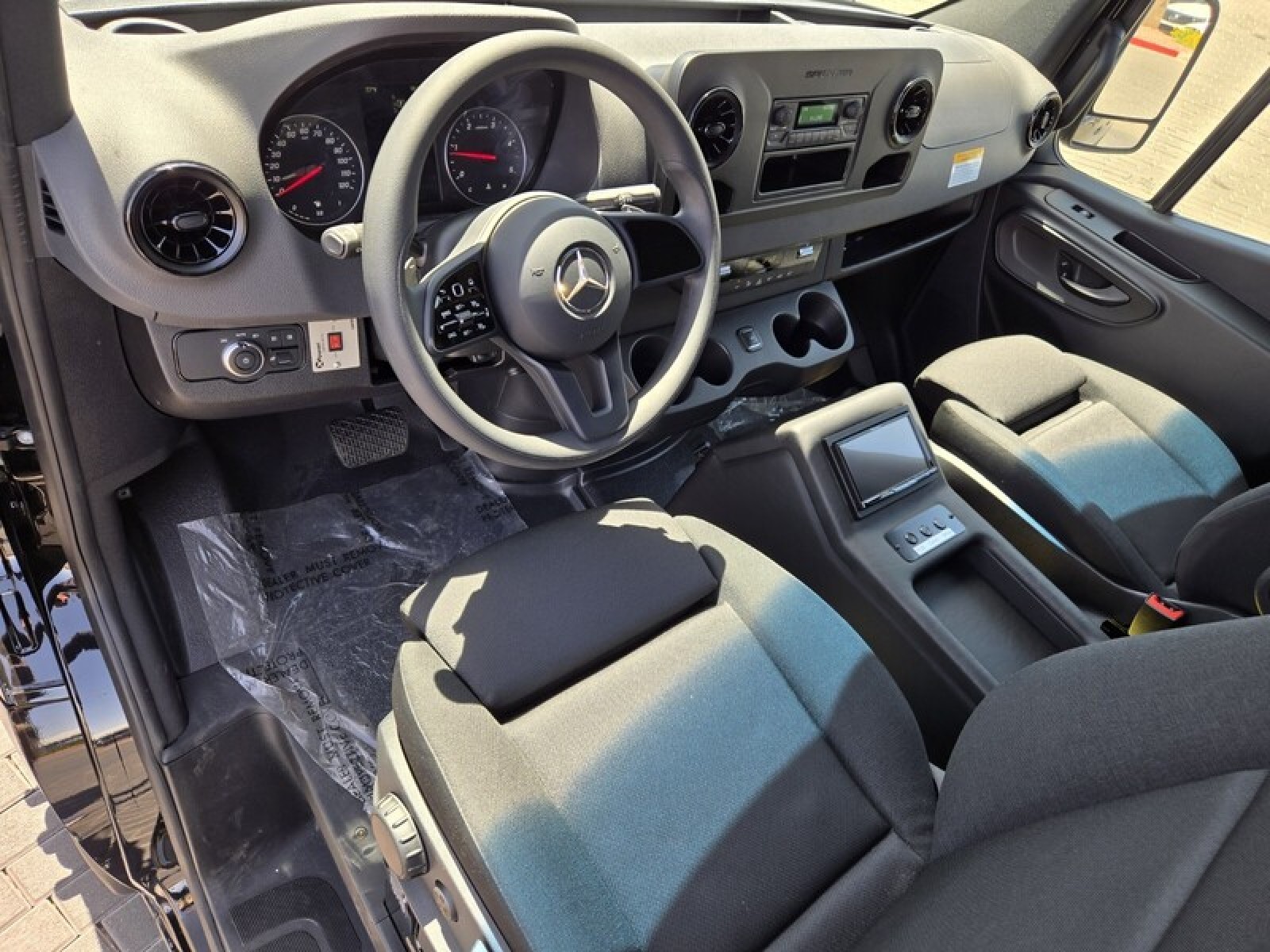 Vehicle image 12 of 37