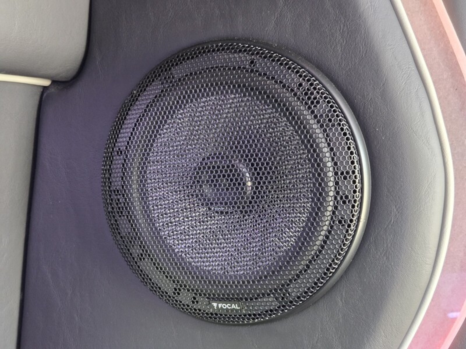 Vehicle image 23 of 37