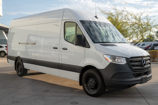 Vehicle image 3 of 20