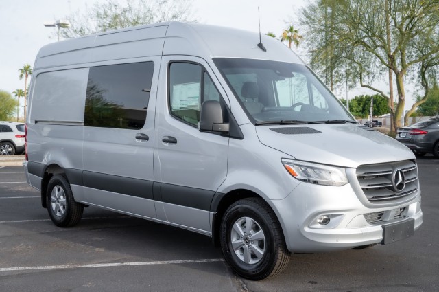 Vehicle image 3 of 22