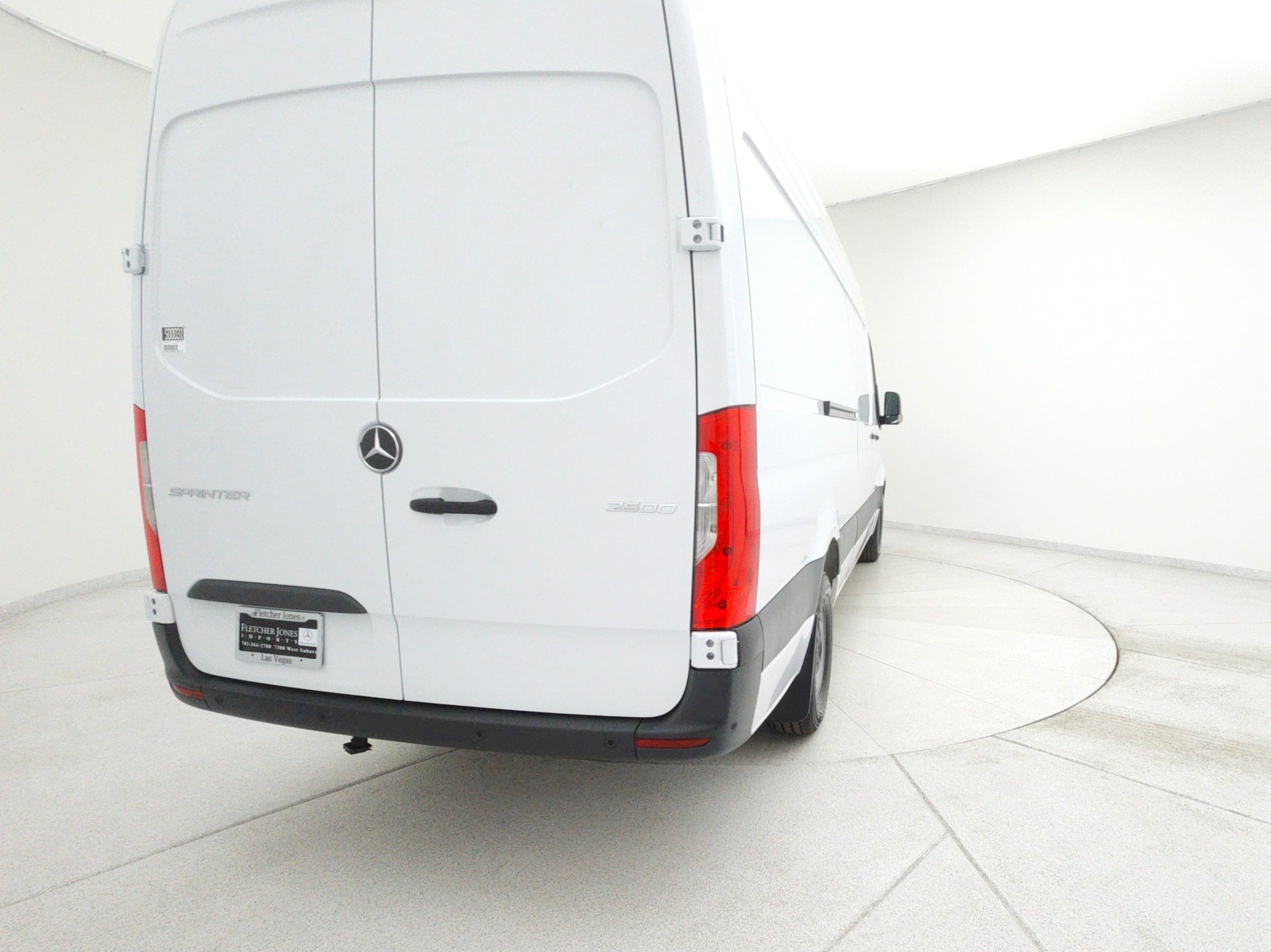 Vehicle image 5 of 19
