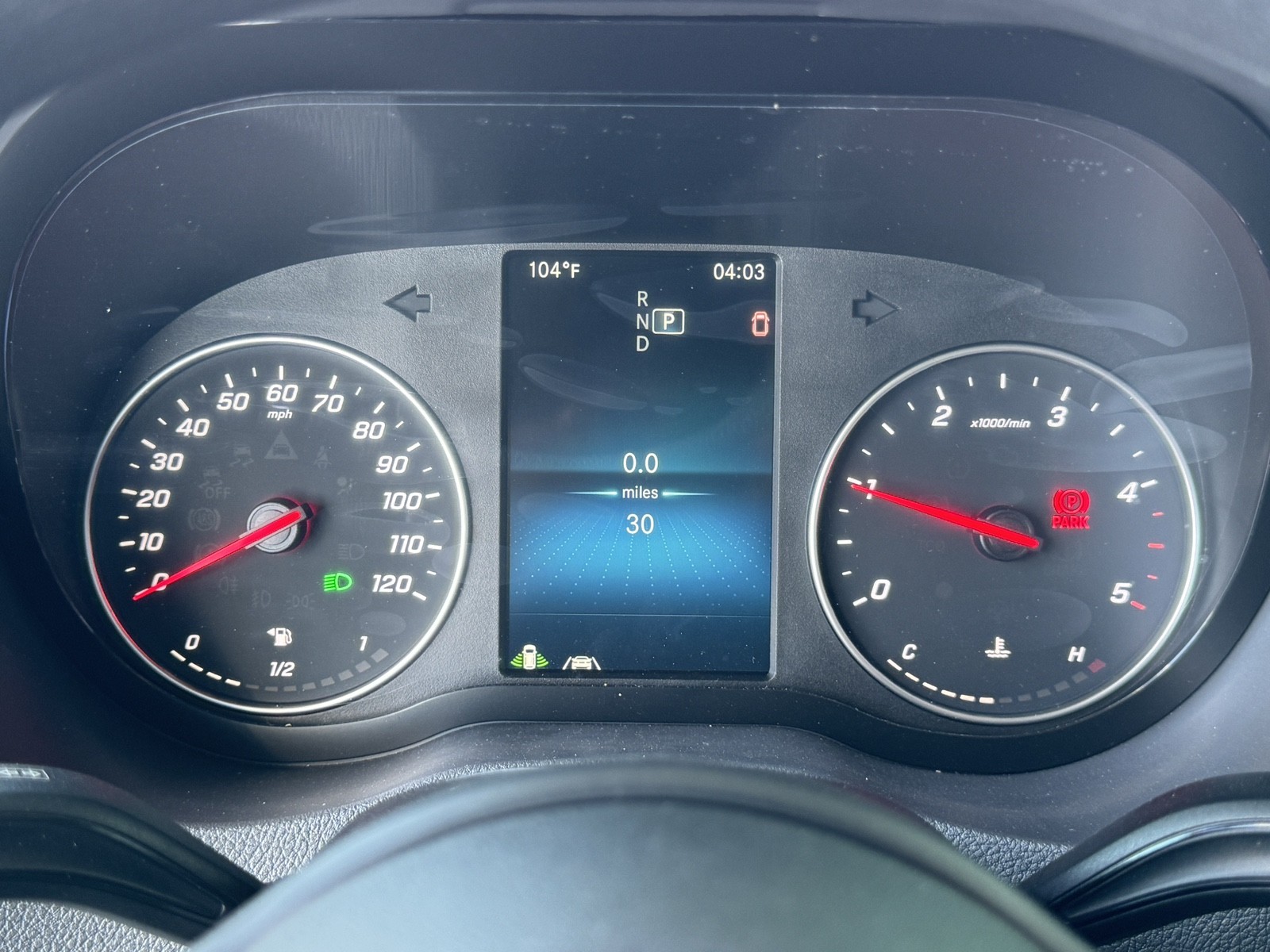Vehicle image 26 of 28
