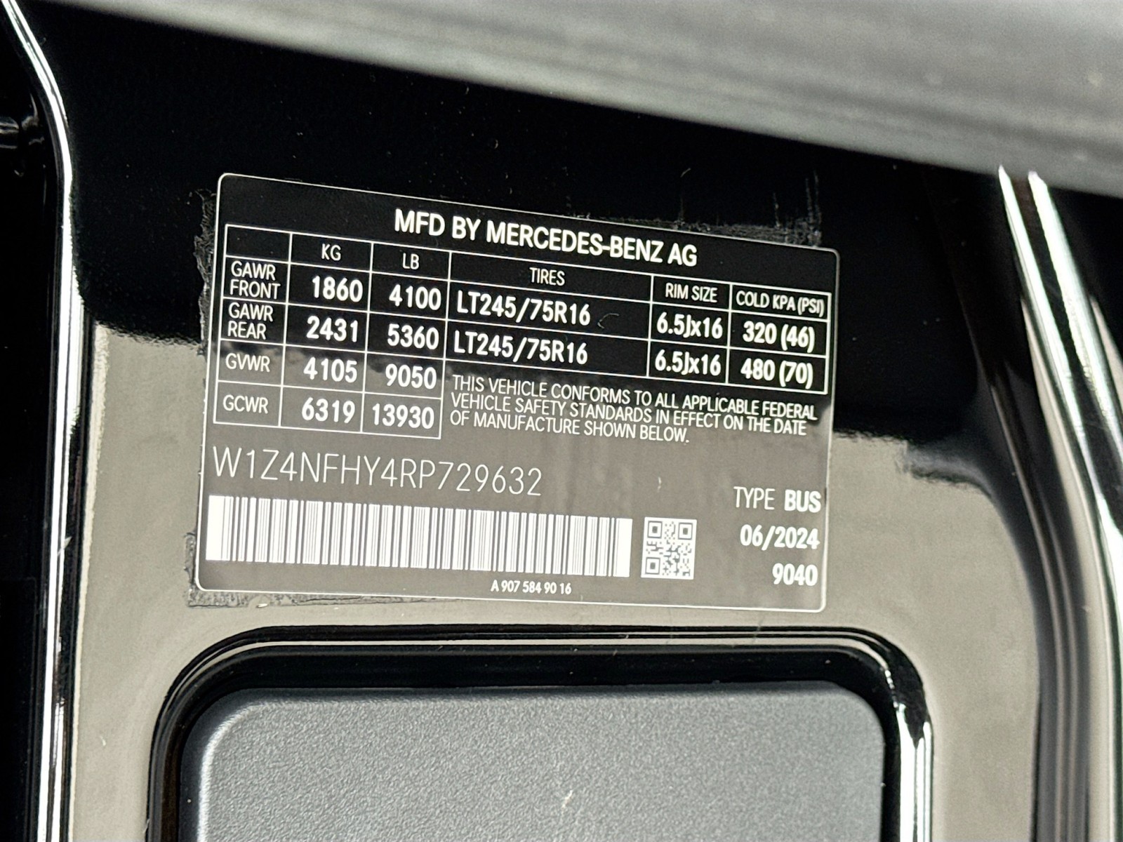 Vehicle image 27 of 27