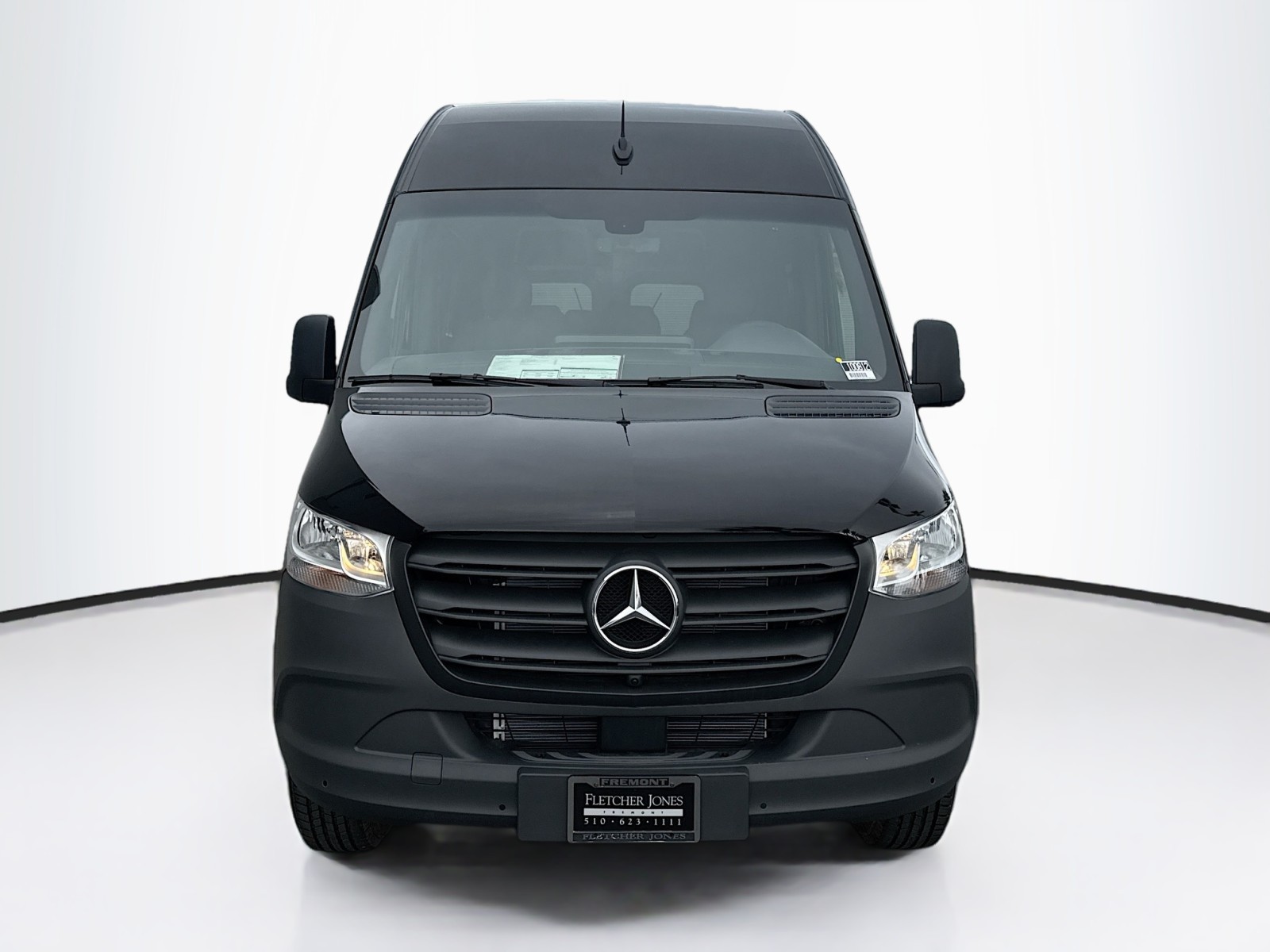 Vehicle image 2 of 27