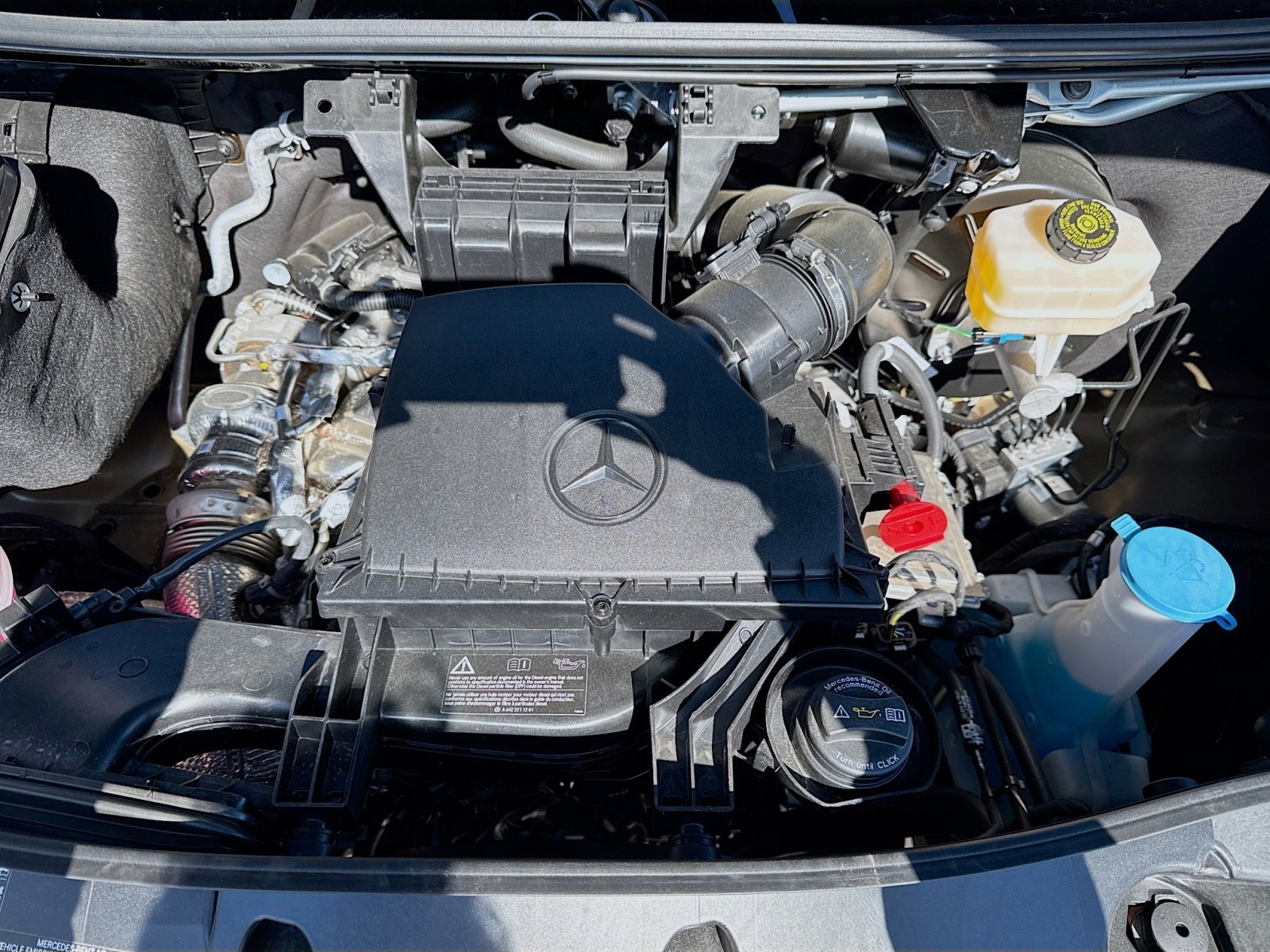 Vehicle image 26 of 28