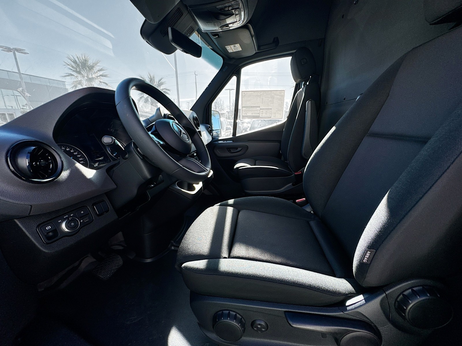 Vehicle image 20 of 25