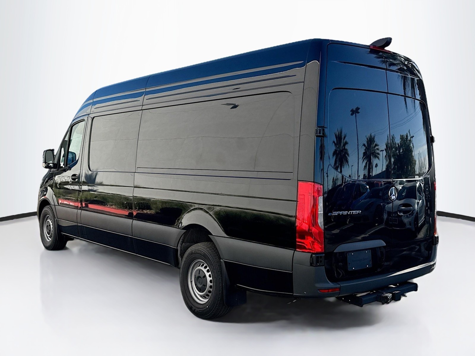 Vehicle image 6 of 25