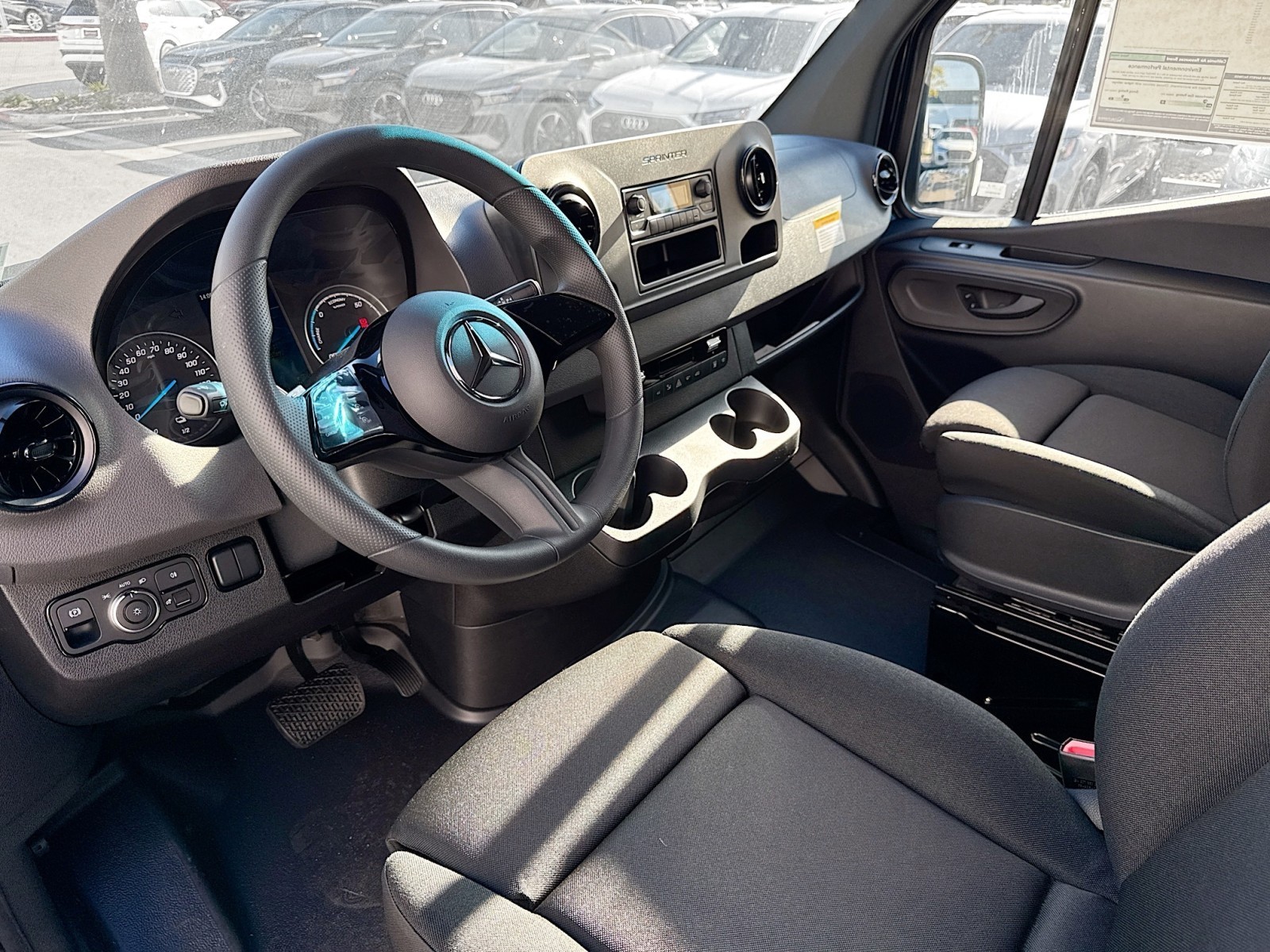 Vehicle image 12 of 25