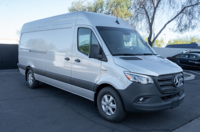 Vehicle image 3 of 23
