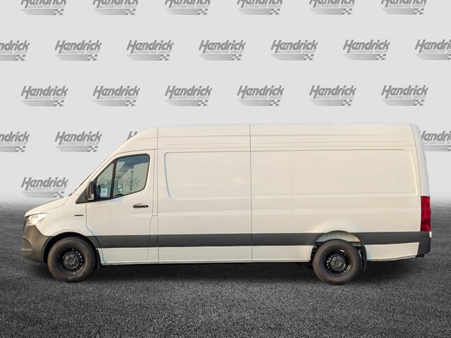 Vehicle image 9 of 33