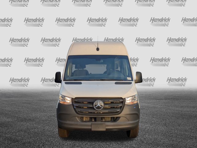 Vehicle image 2 of 33
