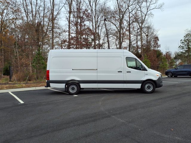 2024 Mercedes-Benz eSprinter Cargo Van Base Image 5 of 25