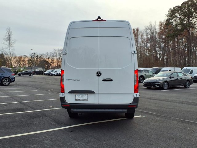 2024 Mercedes-Benz eSprinter Cargo Van Base Image 8 of 25