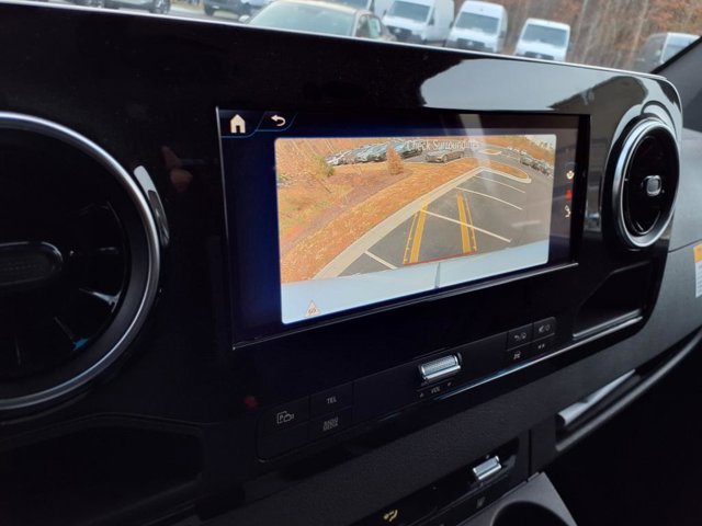 2024 Mercedes-Benz eSprinter Cargo Van Base Image 21 of 25