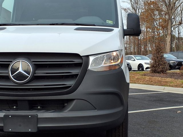 2024 Mercedes-Benz eSprinter Cargo Van Base Image 4 of 25