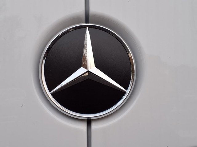 2024 Mercedes-Benz eSprinter Cargo Van Base Image 25 of 25