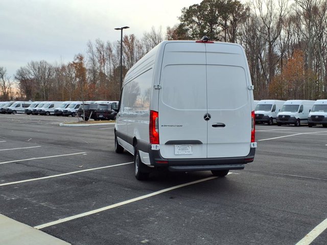 2024 Mercedes-Benz eSprinter Cargo Van Base Image 9 of 25