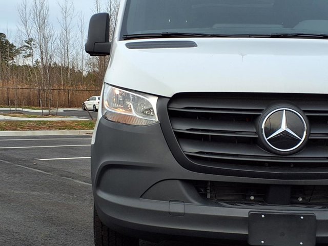 2024 Mercedes-Benz eSprinter Cargo Van Base Image 11 of 25