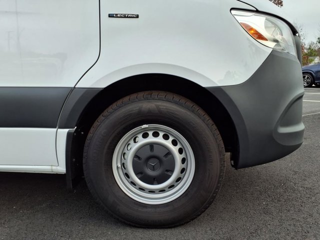 2024 Mercedes-Benz eSprinter Cargo Van Base Image 14 of 25