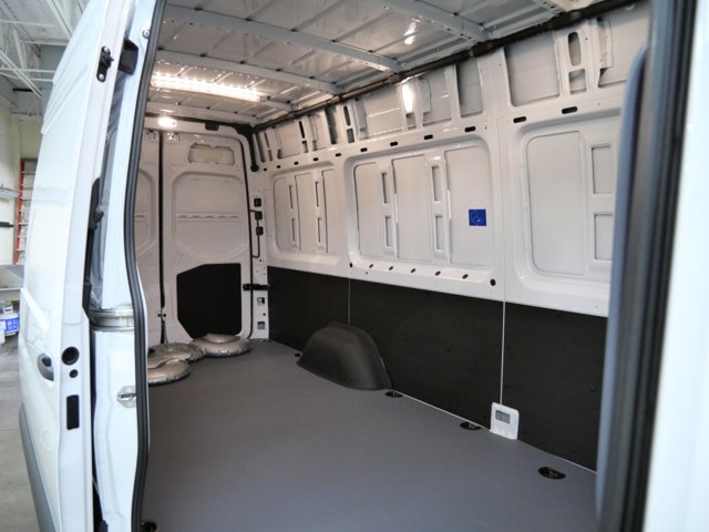 Vehicle image 11 of 20