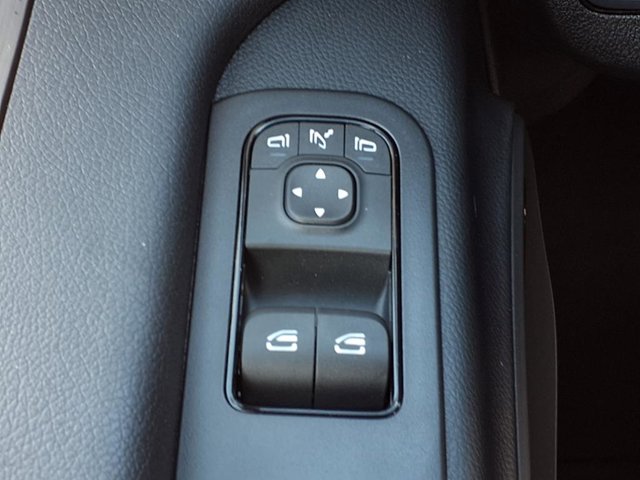 2024 Mercedes-Benz eSprinter Cargo Van Base Image 22 of 30