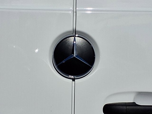 2024 Mercedes-Benz eSprinter Cargo Van Base Image 12 of 30