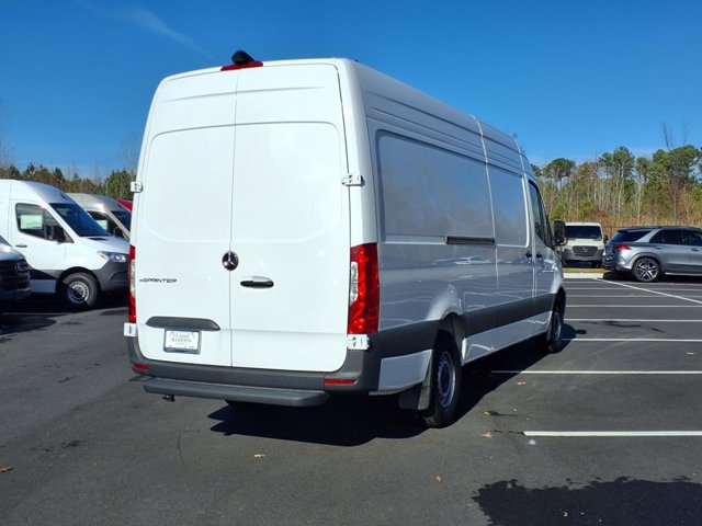 2024 Mercedes-Benz eSprinter Cargo Van Base Image 7 of 30