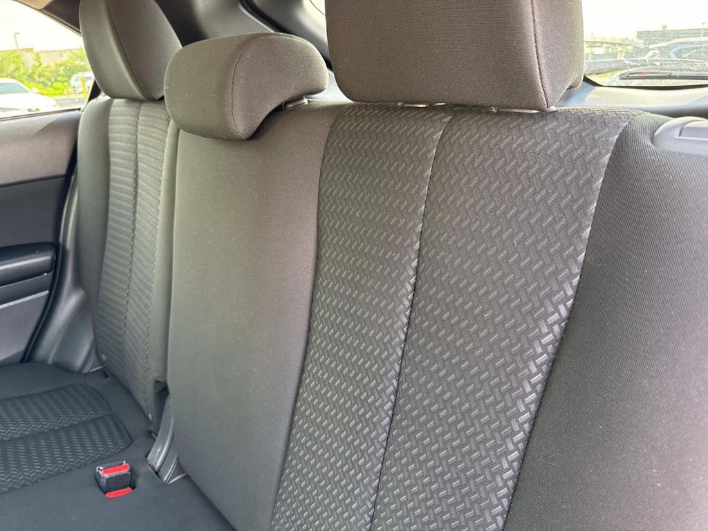 Vehicle image 13 of 42