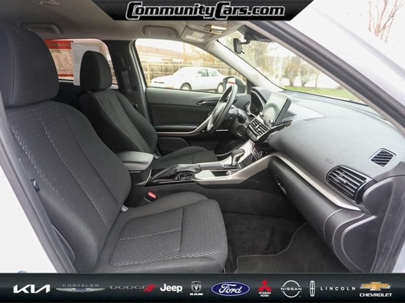 Vehicle image 20 of 31