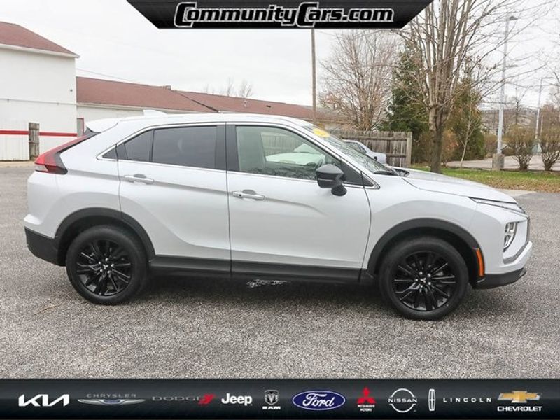 Vehicle image 5 of 31