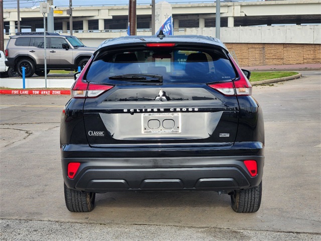 Vehicle image 5 of 32