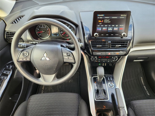 Vehicle image 27 of 32