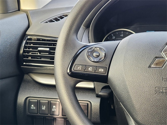 Vehicle image 28 of 32