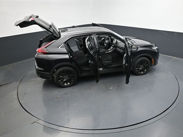 Vehicle image 15 of 48