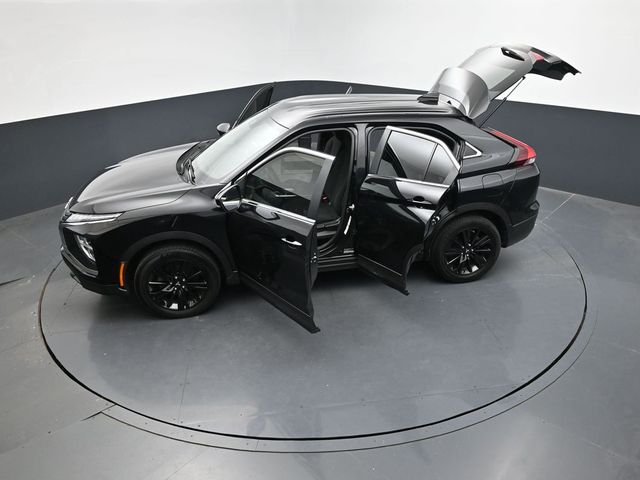 Vehicle image 46 of 48