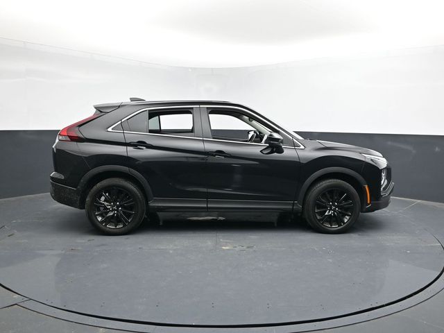 Vehicle image 14 of 48