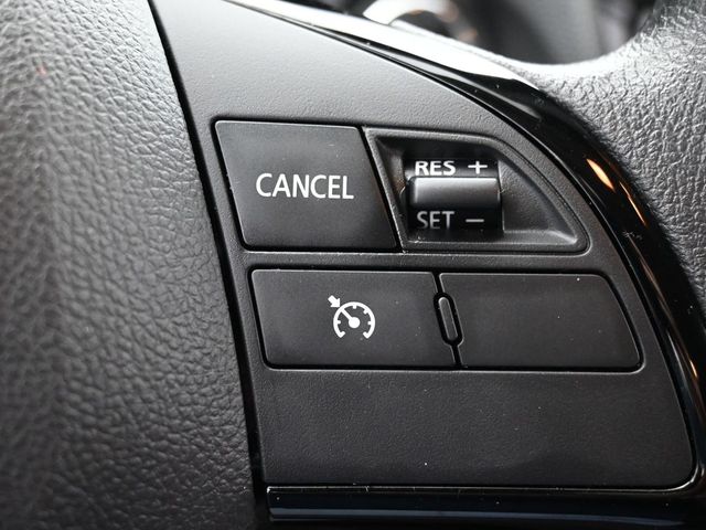 Vehicle image 30 of 48