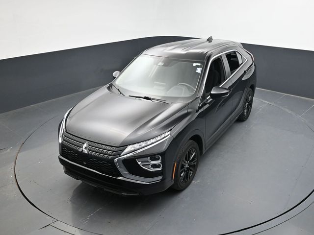 Vehicle image 4 of 48