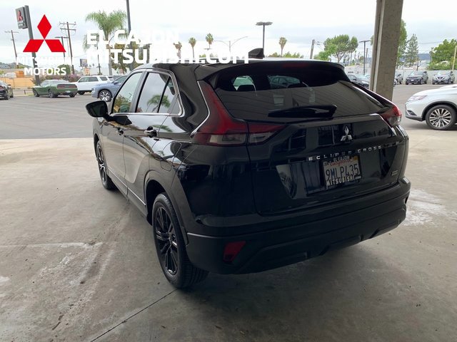 Vehicle image 7 of 22