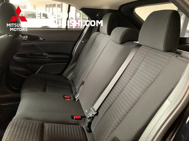 Vehicle image 11 of 22